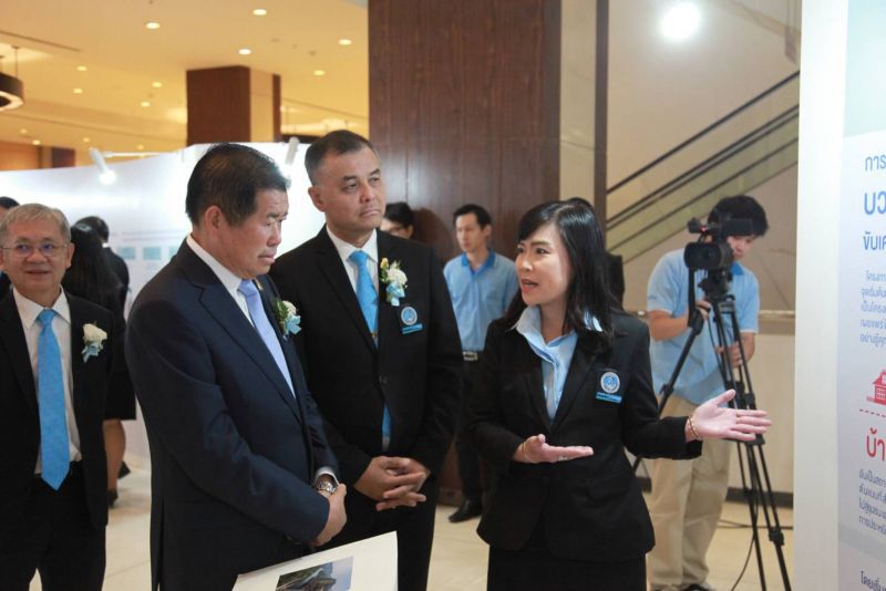 นิพนธ์เปิดงาน "สานสัมพันธ์เพื่อความยั่งยืน"