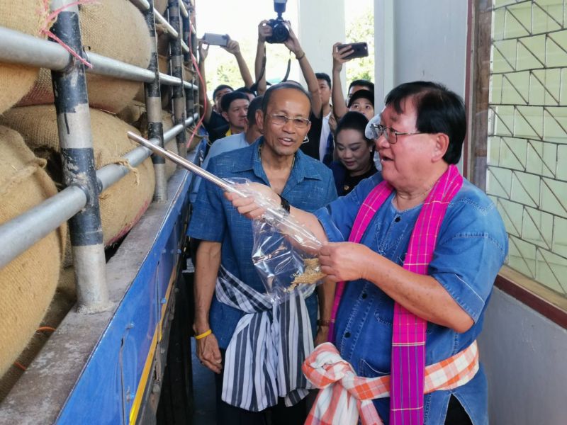 คิกออฟเปิดจุดรับซื้อเมล็ดพันธุ์ข้าวปี 63