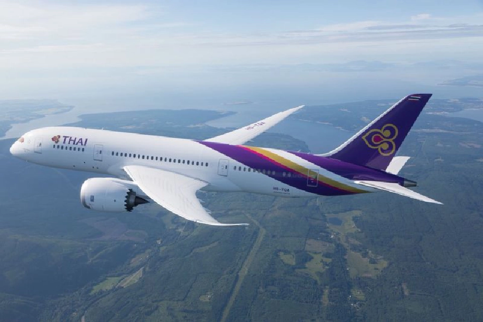 ยกเลิก 500 ไฟลต์ ไต้ฝุ่นถล่มมะนิลา