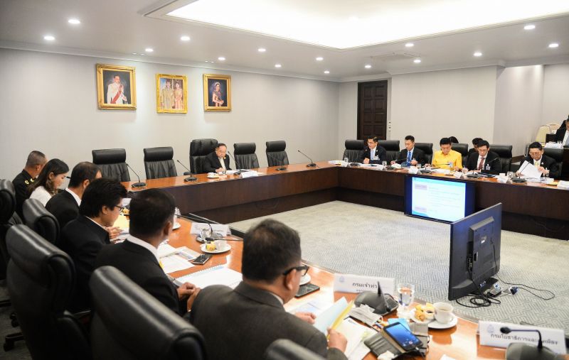 ทุบโต๊ะ ดันโปรเจ็กต์น้ำ EEC 1.1 แสนล้าน