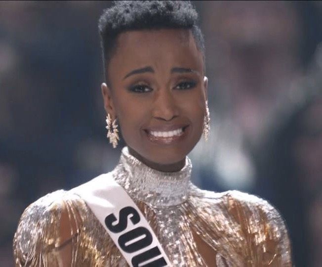 "ฟ้าใส" เข้ารอบ 5 คนสุดท้าย Miss Universe 2019