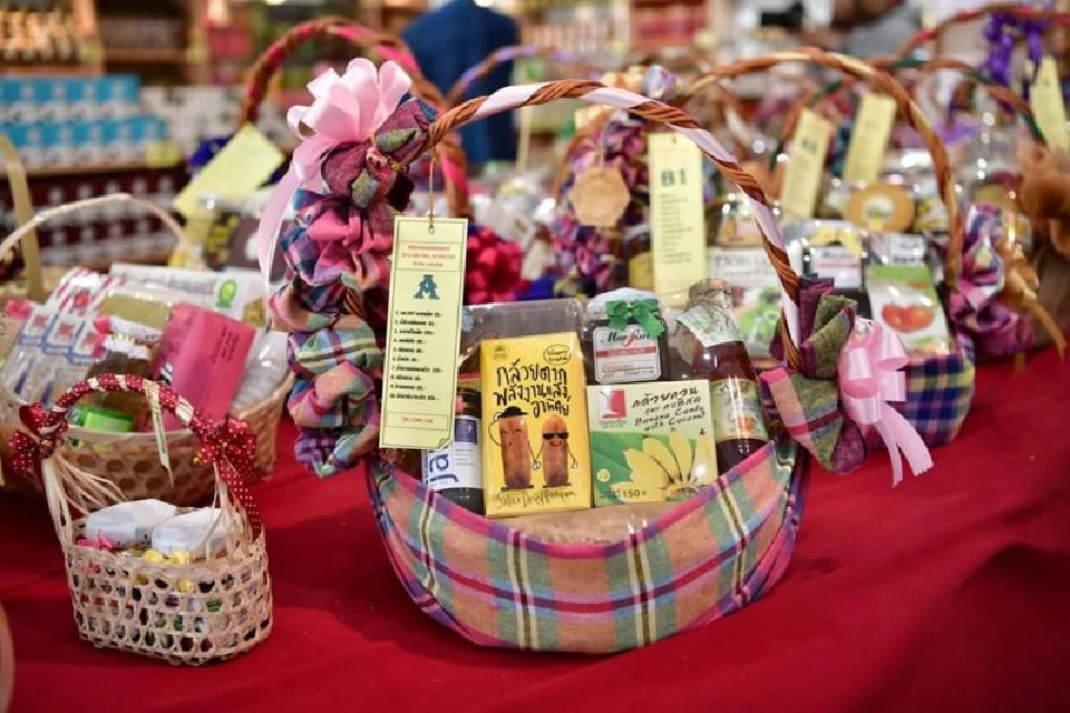 ยกทัพสินค้าสหกรณ์จัดกระเช้าส่งความสุขปีใหม่