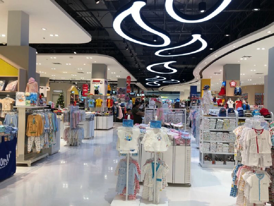 โรบินสัน ทุ่ม 270 ล้าน ยกเครื่อง สาขาตรัง