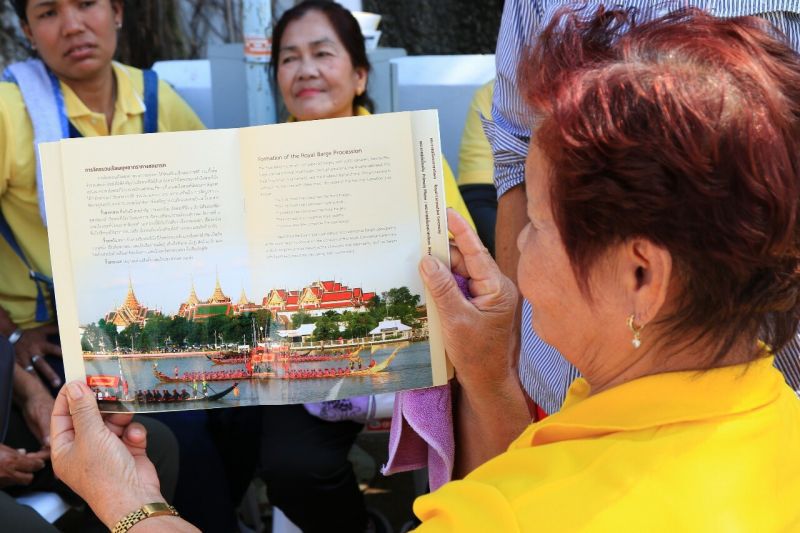 พระบาทสมเด็จพระเจ้าอยู่หัว เสด็จฯเลียบพระนคร โดยขบวนพยุหยาตราทางชลมารค(ภาพชุด)