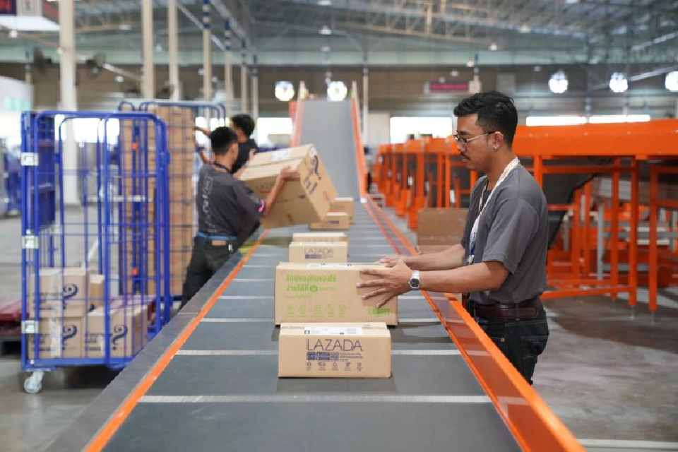 โลจิสติกส์ข้ามชาติรุกหนักไปรษณีย์ไทยน่าเป็นห่วง