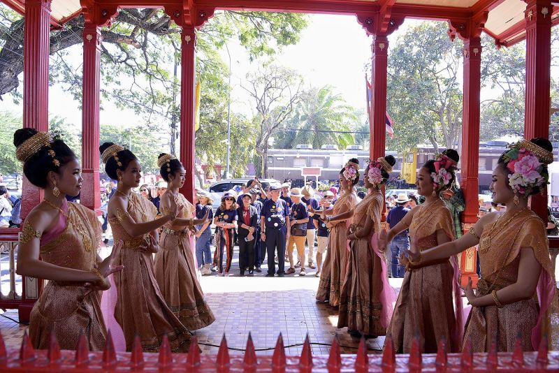 ยลขบวนรถโบราณ “หัวหิน วินเทจคาร์ พาเหรด” 