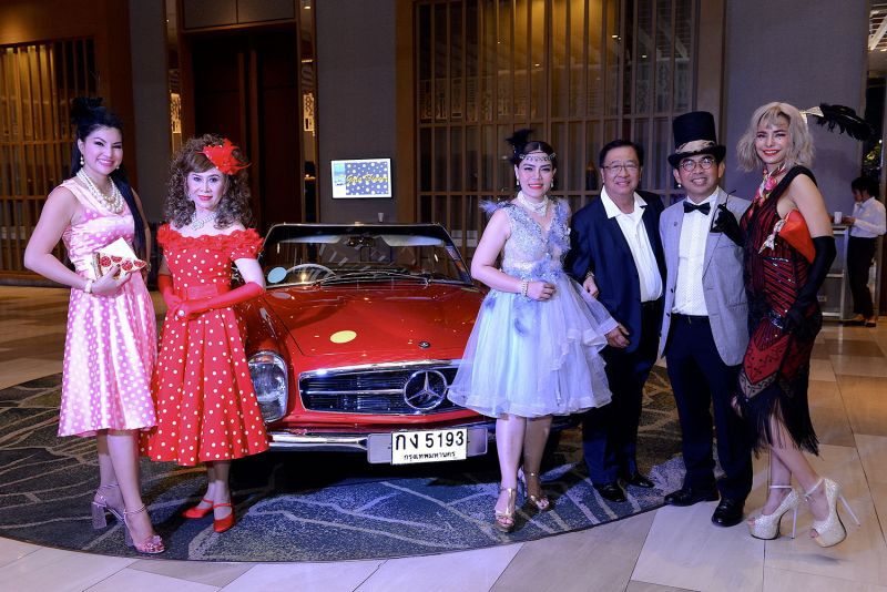 ยลขบวนรถโบราณ “หัวหิน วินเทจคาร์ พาเหรด” 