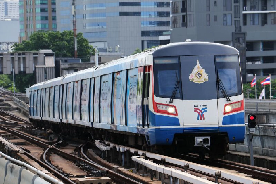  นั่งฟรีไม่มีกำหนด 4 สถานีหมอชิต-ม.เกษตร