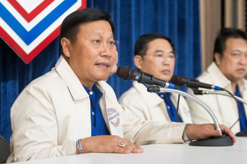  “ฐนภัทร”ซบ “พปชร” รับเป็นงูเห่ากตัญญูชาวนา   