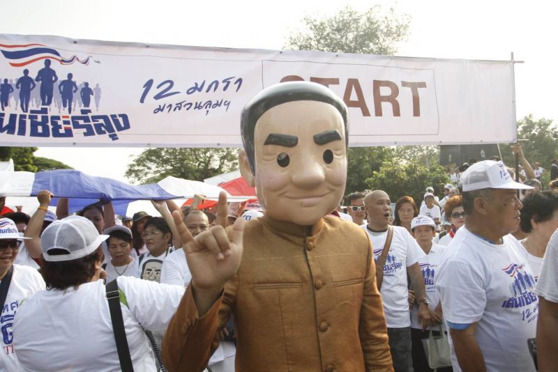 "วัดกำลัง" เดินเชียร์ลุง พบ วิ่งไล่ลุง