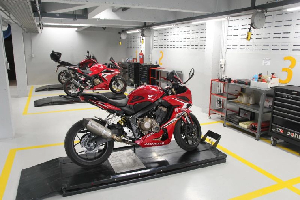 ฮอนด้า บิ๊กวิง ลุยตลาด 2 ล้ออีสาน