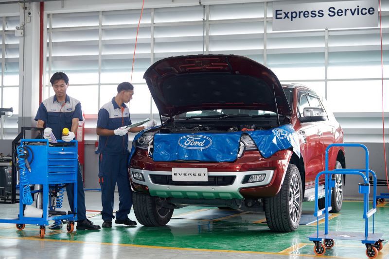 มิตซูบิชิ – ฟอร์ดเดินหน้าผุดโชว์รูม 