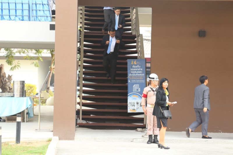 ภาพชุดบรรยากาศยื่นซองประมูลเอกชนร่วมลงทุนโครงการพัฒนาสนามบินอู่ตะเภาและเมืองการบินภาคตะวันออก 
