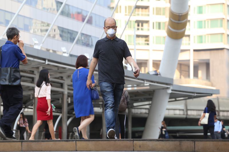 ภาพชุด"ชีวิตเปื้อนฝุ่น"คนเมืองกรุง 