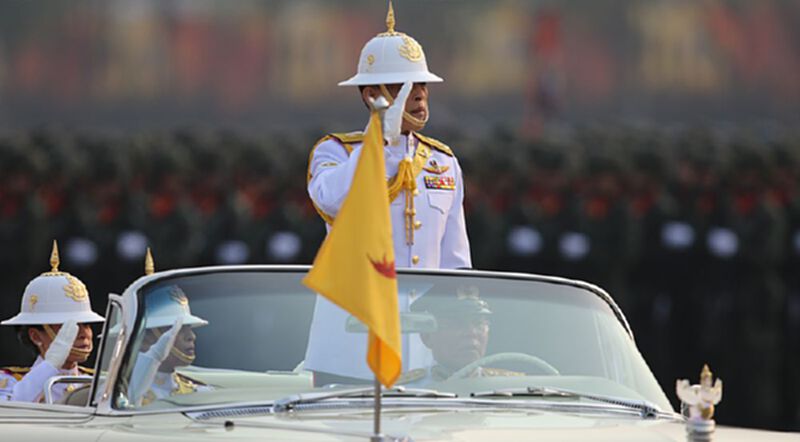 'ในหลวง-พระราชินี'เสด็จฯพิธีสวนสนามถวายสัตย์ปฏิญาณทหาร-ตำรวจ เนื่องในพระราชพิธีบรมราชาภิเษกฯและวันกองทัพไทย 'ในหลวง-พระราชินี'เสด็จฯพิธีสวนสนามถวายสัตย์ปฏิญาณทหาร-ตำรวจ เนื่องในพระราชพิธีบรมราชาภิเษกฯและวันกองทัพไทย