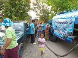  เร่งแจกน้ำ 8 แสนลิตร ช่วยล้านคนสู้ภัยแล้ง