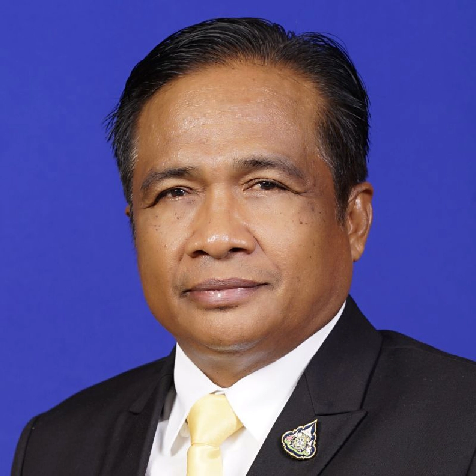 นายฉลอง เทอดวีระพงศ์