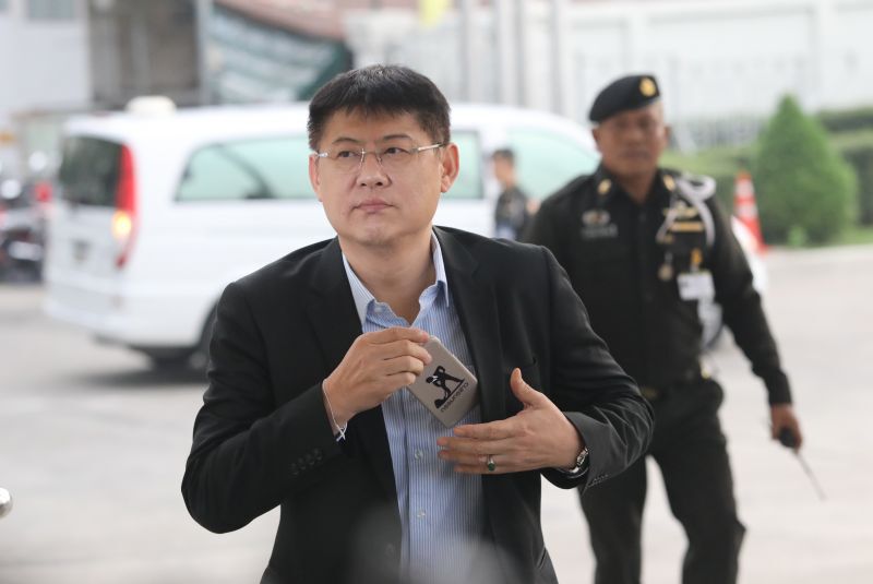 ย้อนรอย องค์กรสื่อ กดดัน”สรยุทธ”ปมไร่ส้ม