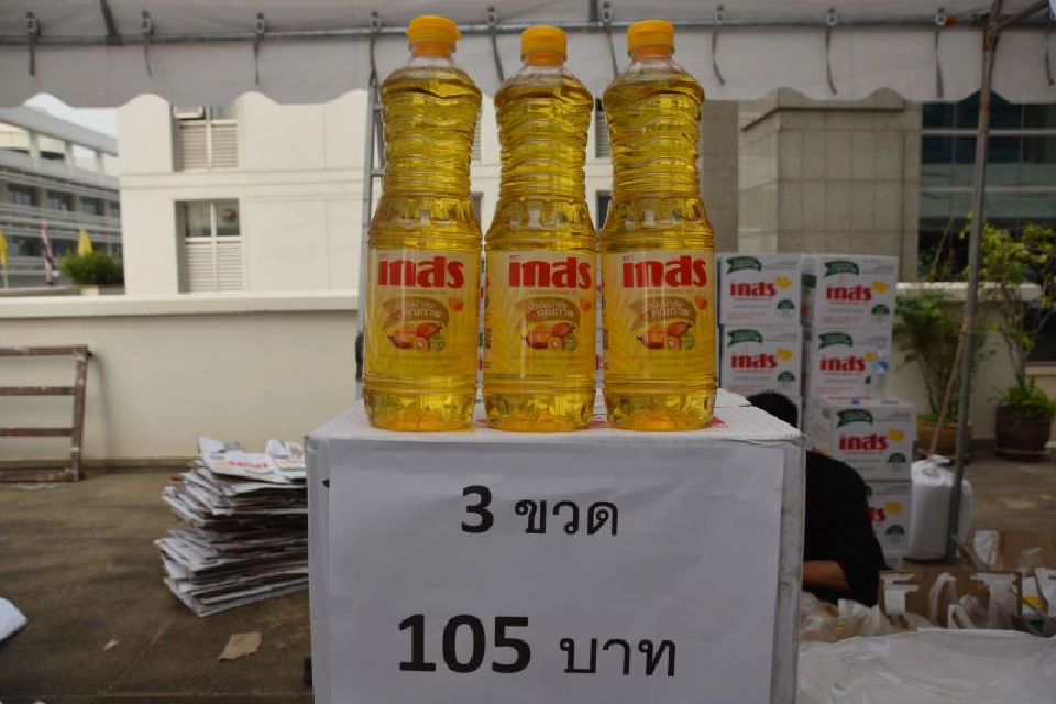 พาณิชย์ยันไม่มีเอกชนขอปรับราคาปาล์มขวด