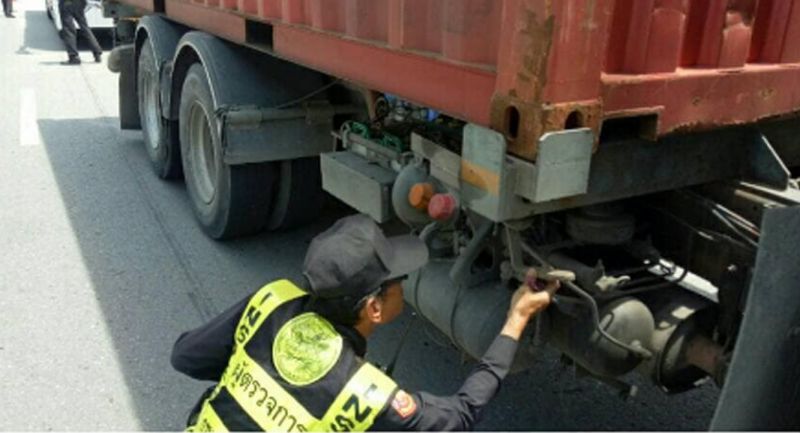 สภาหอฯ-สภาอุตฯจ่อถกแก้ฝุ่น ห้ามวิ่งวันคี่กระทบส่งออก