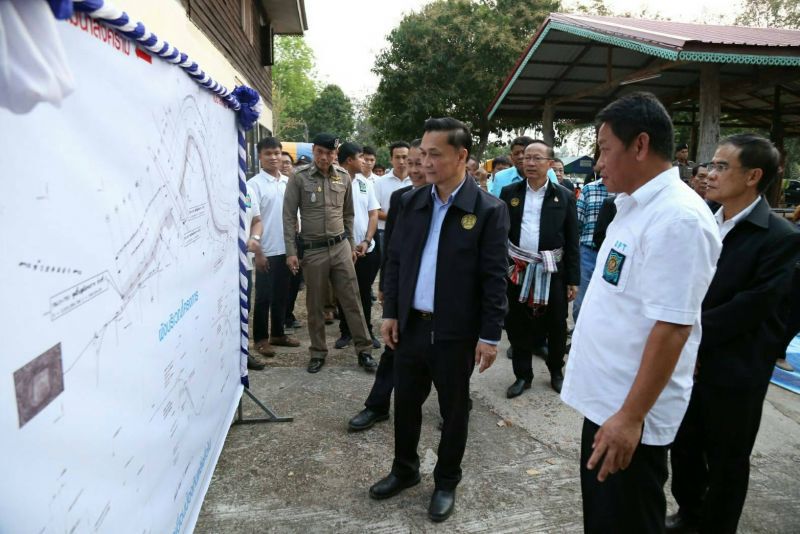  มท.3 ลงพื้นที่บึงกาฬ เร่งการสร้างเขื่อนป้องกันตลิ่ง