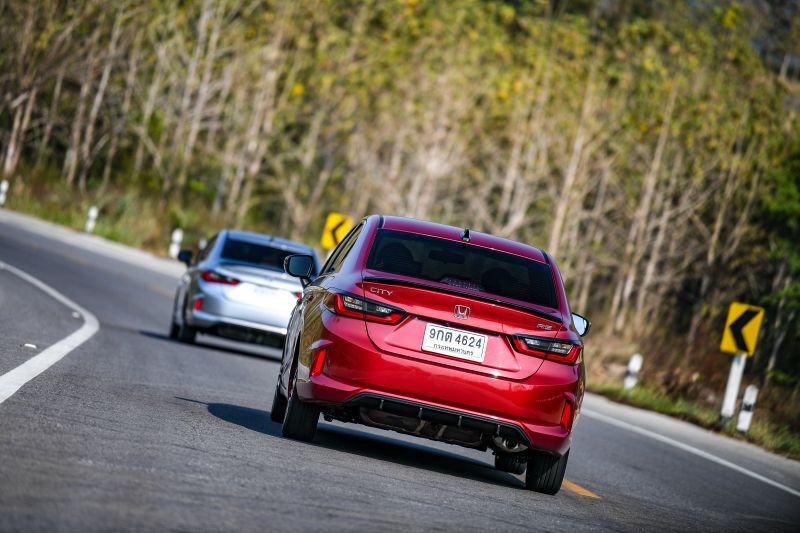 Honda City ซูเปอร์อีโคคาร์...แรงไม่เห็นฝุ่น