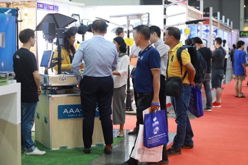จัด LED Expo Thailand + Light ASEAN หนุนอุตฯ LED 