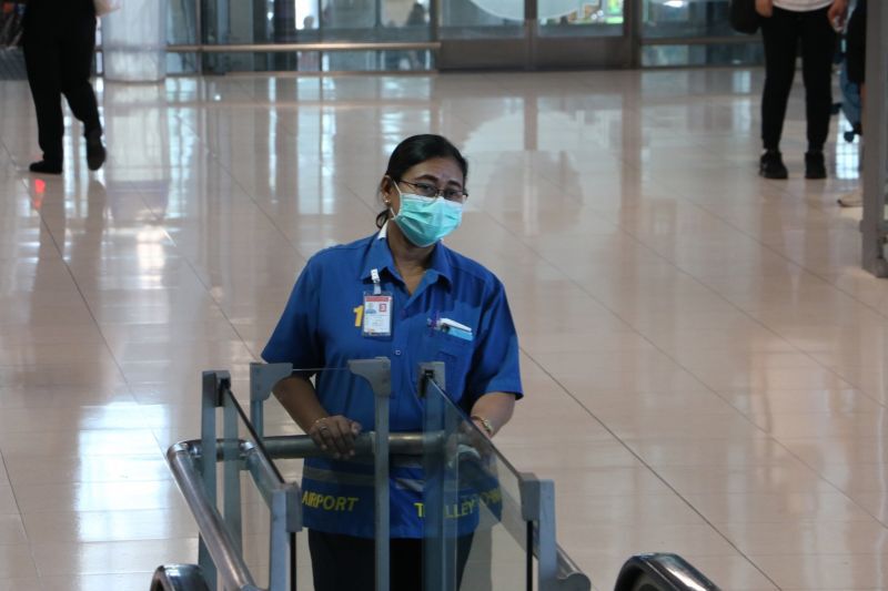 (ภาพชุด)ถึงเวลาสวม"หน้ากาก"เข้าหากัน ป้องกันไวรัสโคโรนาสายพันธ์ุใหม่