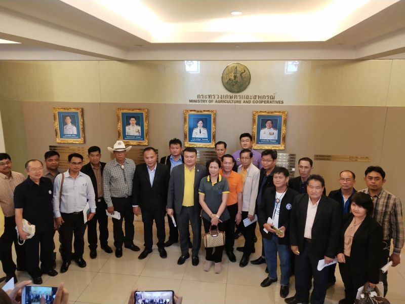 รับปากแก้ปัญหานมโคล้นตลาด