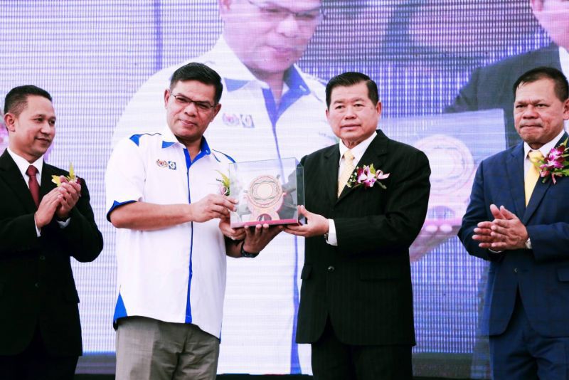 ปลุกคนรุ่นใหม่ รุกค้าชายแดนใต้
