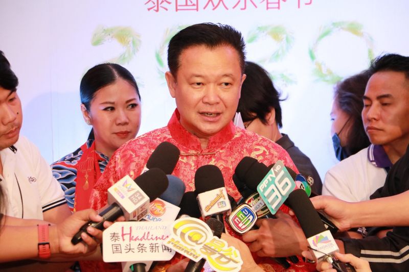  ครม.อุ้มท่องเที่ยวห่วงวูบ 80 %  จ่อปลุกไทยเที่ยวไทย