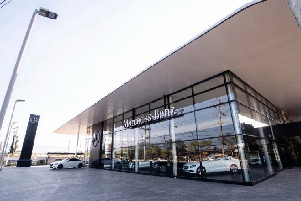 เบนซ์ผุดโชว์รูมใหม่เชียงราย