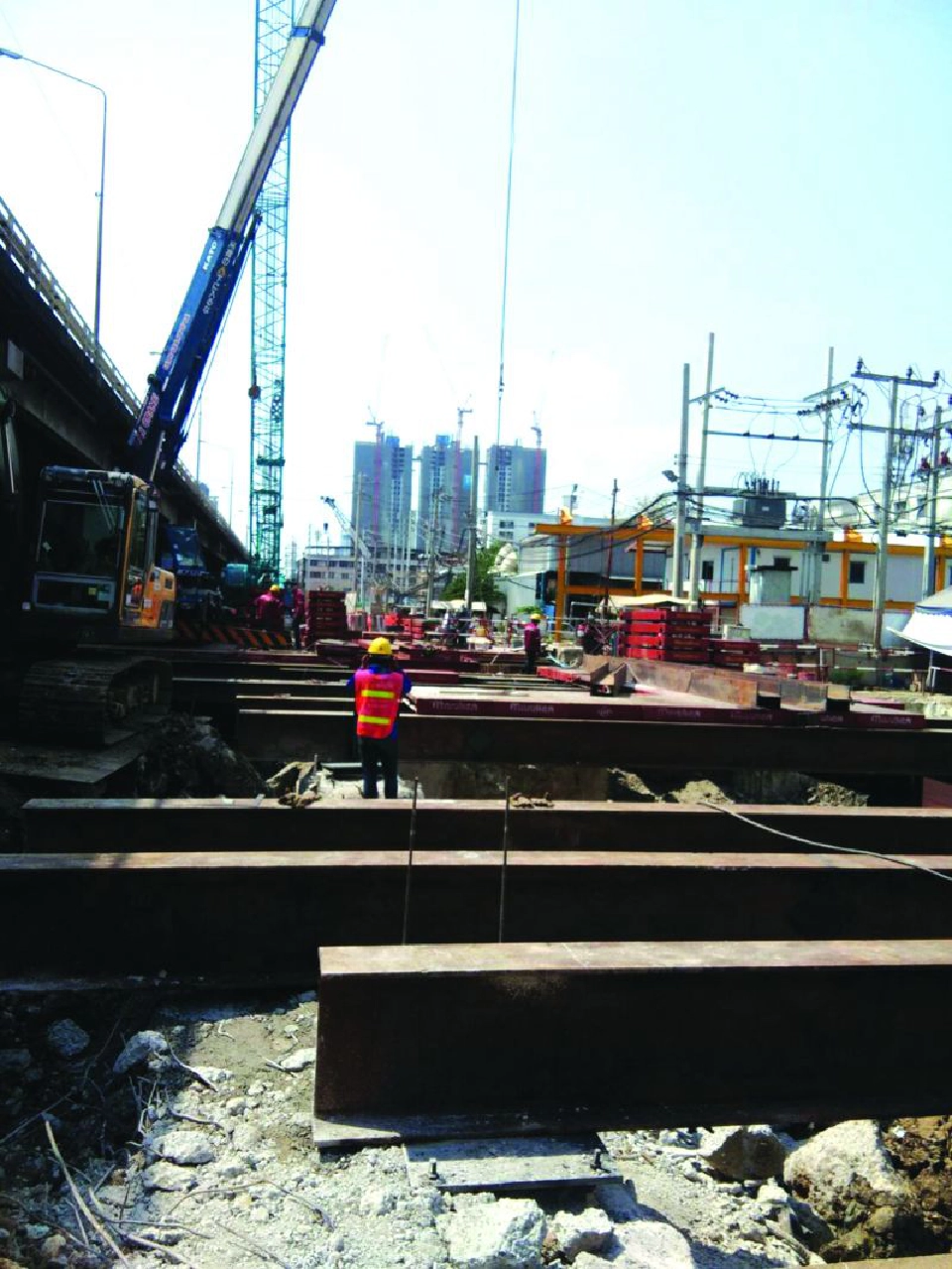 ทุนใหญ่ยึด พลิกโฉม แยกลำสาลี