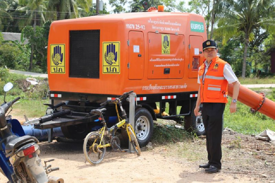 นิพนธ์ลงพื้นที่ติดตามภัยแล้ง