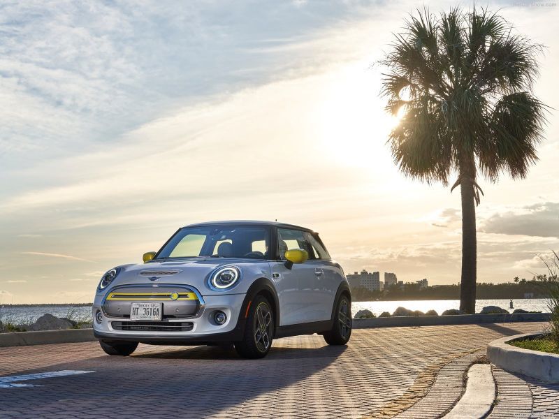 มินิ คูเปอร์เอสอีเล็ง3ปีสั่งรง.จีนกดราคาลง