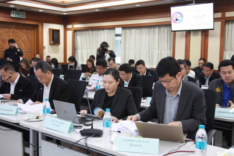 นิพนธ์ ถกแผนป้องกันอุบัติเหตุช่วงสงกรานต์