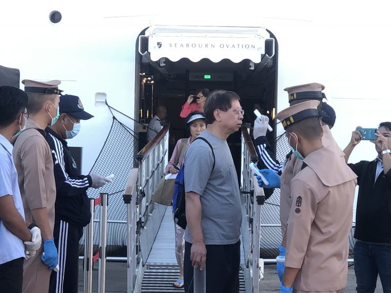 เรือสำราญเทียบท่าภูเก็ต 