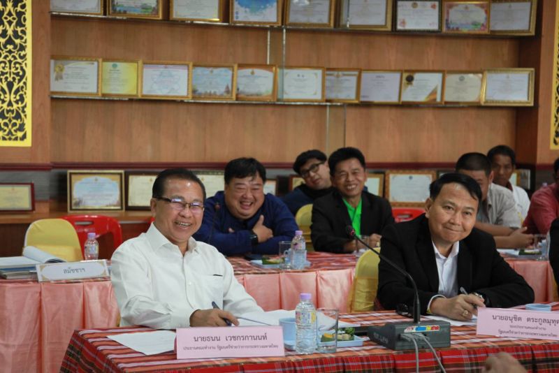 นิพนธ์ กำชับผู้ว่าฯสุรินทร์ เร่งแก้ไขปัญหาที่ดิน"โคกหนองเหล็ก"