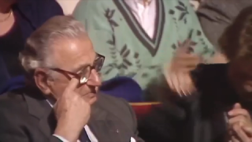 งานปิดทองหลังพระ ในเช็กโกสโลวักเกีย