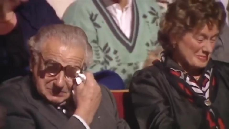 วินตันและเด็กสาวที่ช่วยชีวิตไว้