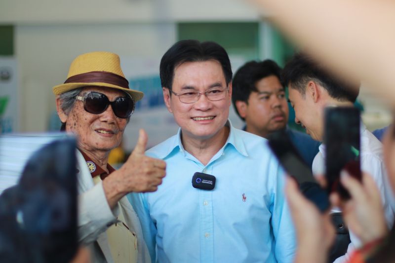 จุรินทร์ - นิพนธ์ ร่วมงาน"ติดอาวุธให้สตาร์ทอัพและเอสเอ็มอี + เรียนจบพบงาน"