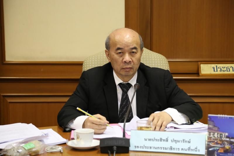 นายประสิทธิ์  ปทุมารักษ์