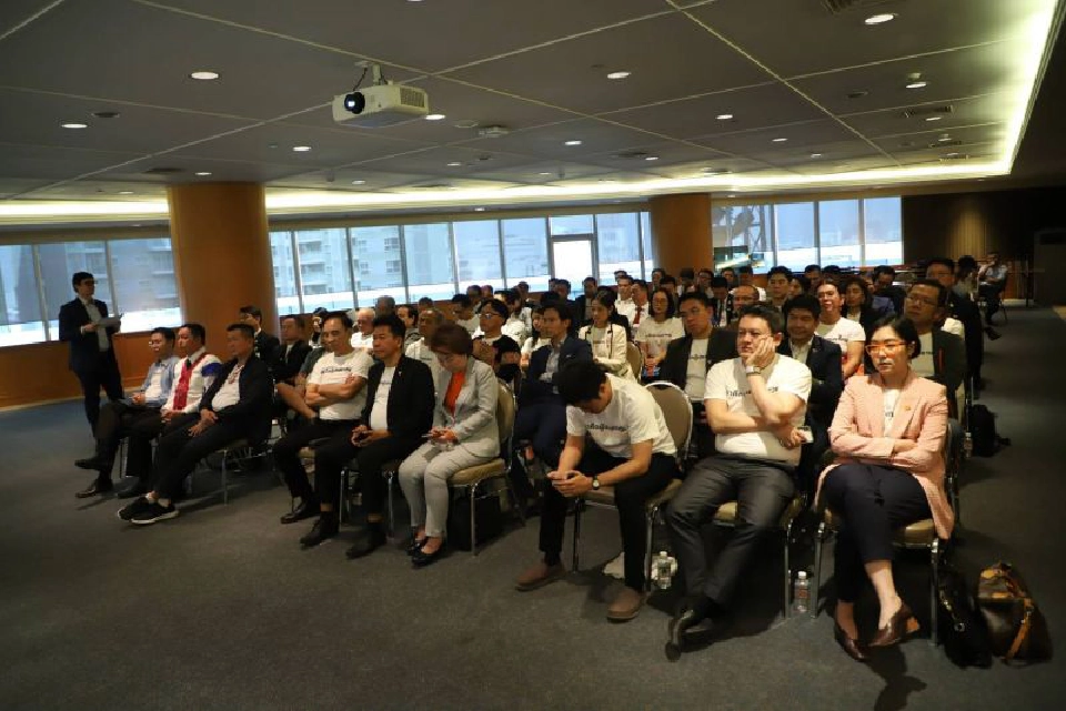 เปิด3พรรคสำรองตัวเลือก“ธนาธร”ต้อนส.ส.เข้าสังกัด