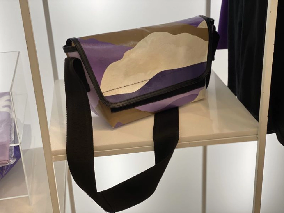 นันยาง-เอสซีบี ขี่กระแส "Freitag"