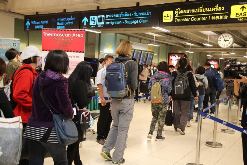 ยกระดับคุมไวรัส 6 สนามบิน  รับ“ผีน้อย”กลับไทย 