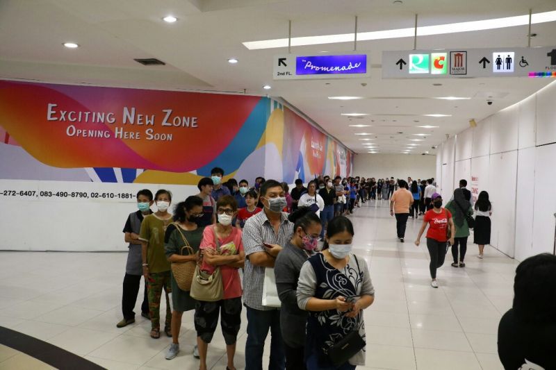 แห่ต่อคิวซื้อหน้ากากอนามัย(ภาพชุด+คลิป)