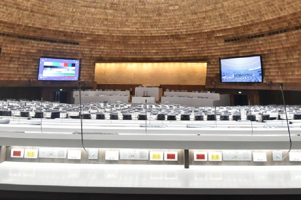 เปิดห้อง พระสุริยัน ใช้เป็นห้องประชุม ส.ส.สมัยหน้า