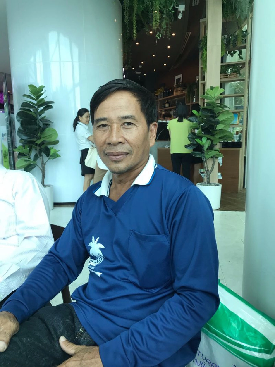 แย่งซื้อตุนผลิตปาล์มขวดเขียวทั้งกระดาน