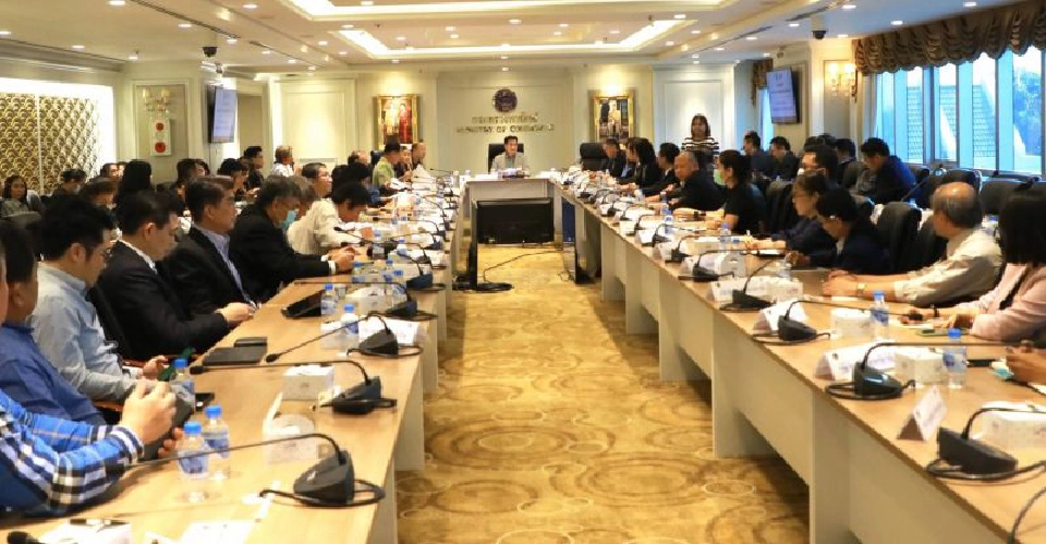 "จุรินทร์" ถกเอกชน 43 รายรับมือโคโรนา