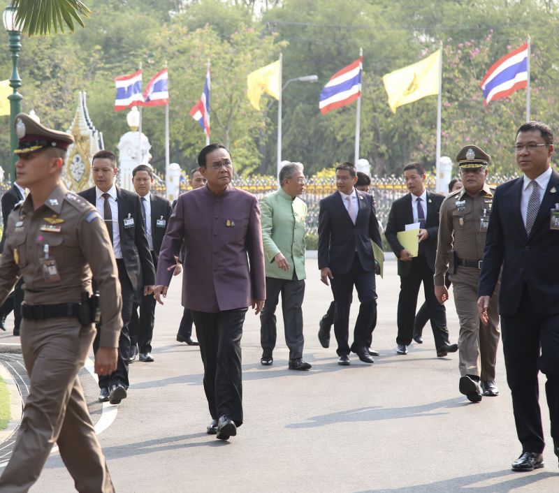 "บิ๊กตู่"ไม่ง้อ "ปชป." หลังมีข่าวถอนร่วมรัฐบาล